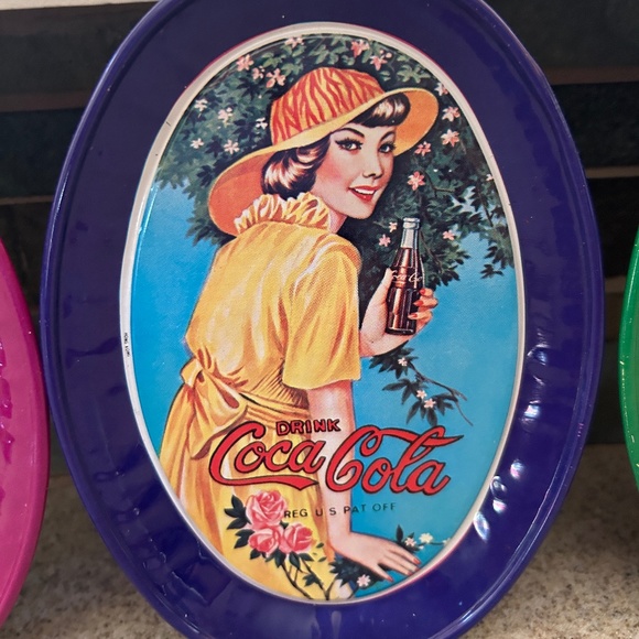 Vintage Mini Coca Cola Metal Tray Set - 4 - Picture 5 of 12